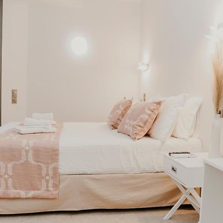 Quattro Luxury Apartments Tríkala Eksteriør billede