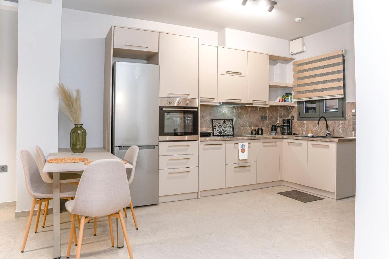 Quattro Luxury Apartments Tríkala Eksteriør billede