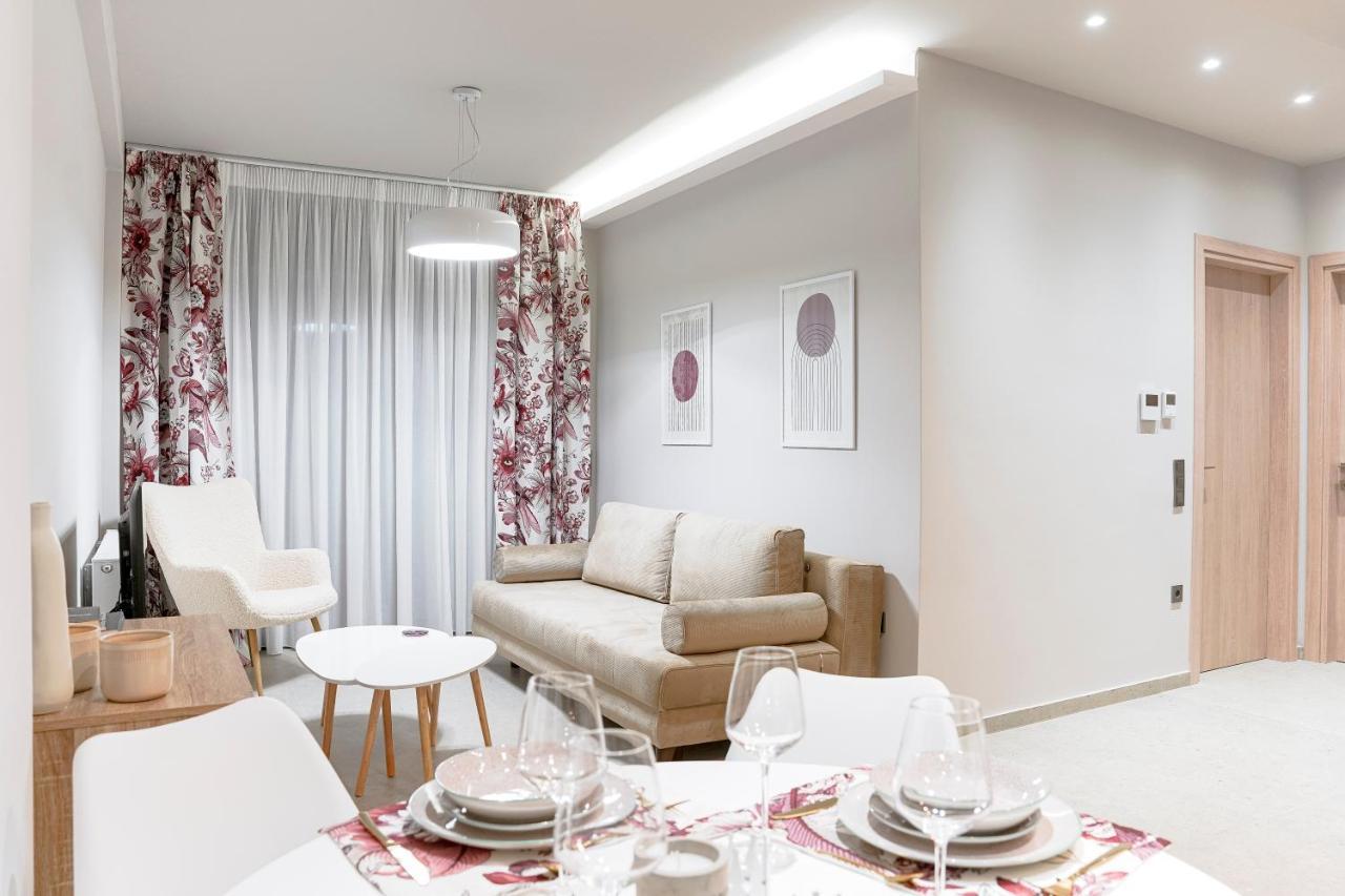 Quattro Luxury Apartments Tríkala Eksteriør billede